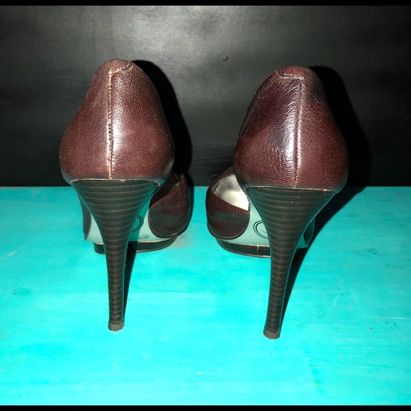 Jessica Simpson Dark Bronze Pumps - Picture 4 of 5